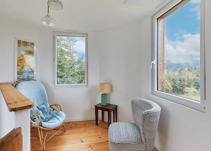 La Tourelle De Saint Michel De Livet - Parking Apartment