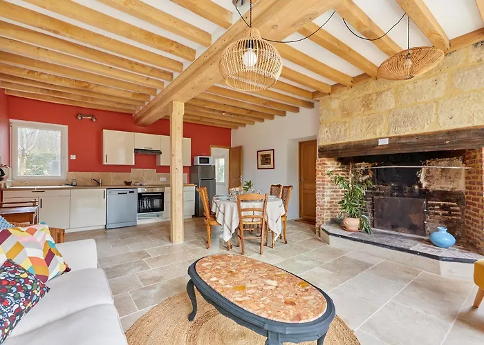 La Tourelle De Saint Michel De Livet - Parking Apartment